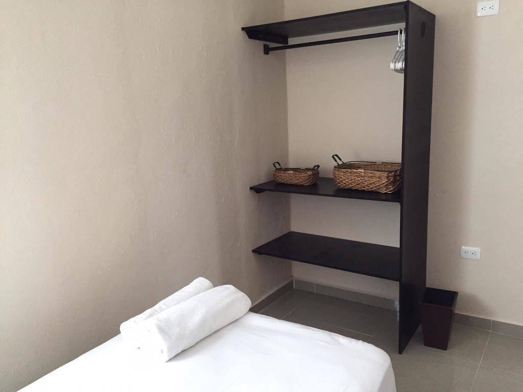 Whyz 4 You Private Rooms Пуэрто-Морелос Экстерьер фото